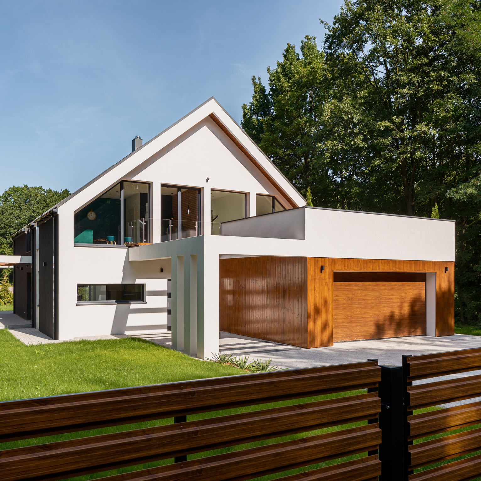 Beautiful house with garage